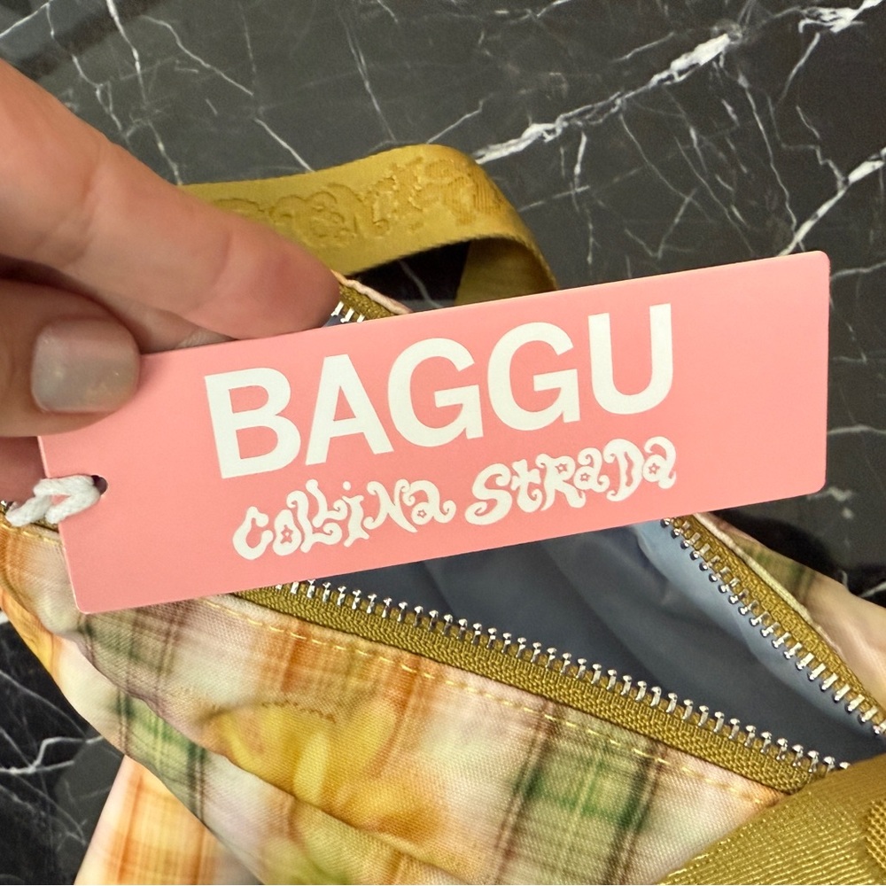 BAGGU Collina Strada Green Plaid Horse Bag - Picture 4 of 10